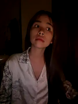 Snapshot of Samsam_567 chatting on 10-23-25, 04:17 Samsam 567 online show from 10-23-25, 04:17