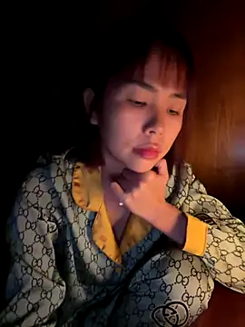 Snapshot of Samsam_567 chatting on 11-23-25, 04:18 Samsam 567 online show from 11-23-25, 04:18