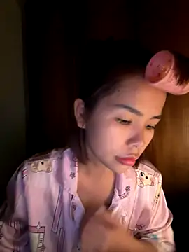 Snapshot of Samsam_567 chatting on 12-02-25, 04:24 Samsam 567 online show from 12-02-25, 04:24