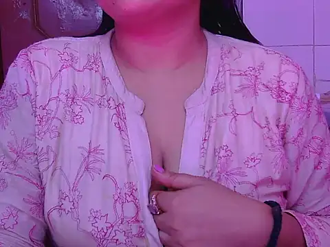 Manpreet cute online show from 10-30-25, 04:41