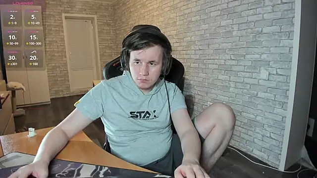 Snapshot of iliaskrislove chatting on 02-28-25, 07:25 iliaskrislove online show from 02-28-25, 07:25