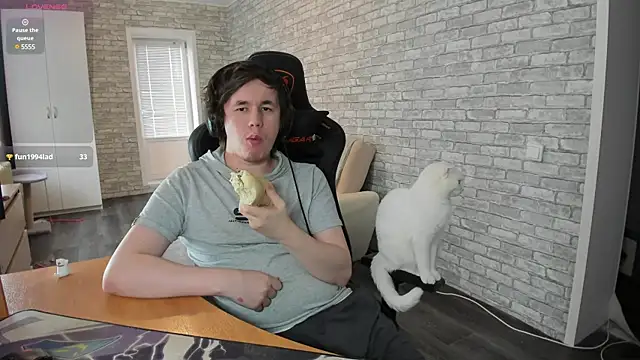 Snapshot of iliaskrislove chatting on 03-02-25, 12:01 iliaskrislove online show from 03-02-25, 12:01