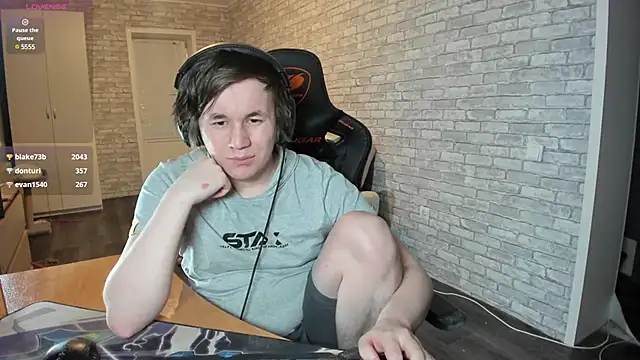 Snapshot of iliaskrislove chatting on 03-04-25, 09:43 iliaskrislove online show from 03-04-25, 09:43