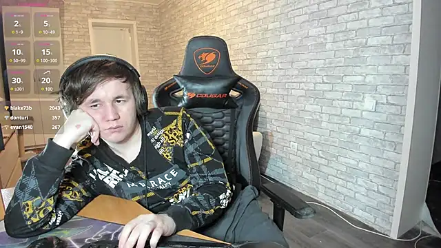 Snapshot of iliaskrislove chatting on 03-05-25, 06:34 iliaskrislove online show from 03-05-25, 06:34