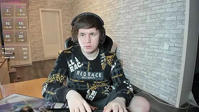 Snapshot of iliaskrislove chatting on 03-06-25, 03:45 iliaskrislove online show from 03-06-25, 03:45