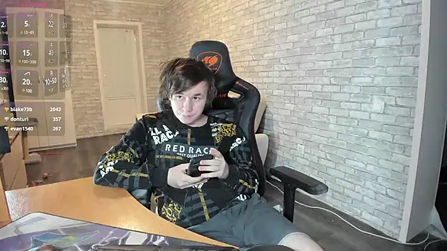 Snapshot of iliaskrislove chatting on 03-08-25, 07:31 iliaskrislove online show from 03-08-25, 07:31