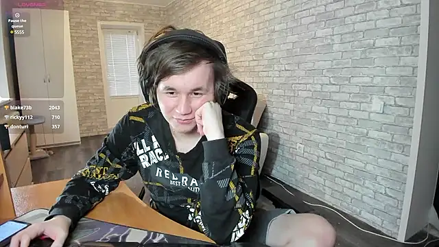 Snapshot of iliaskrislove chatting on 03-12-25, 01:08 iliaskrislove online show from 03-12-25, 01:08