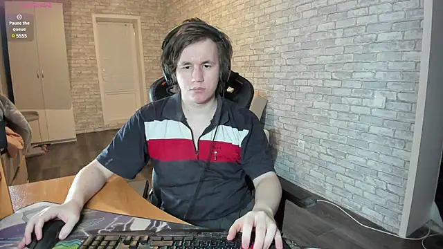 Snapshot of iliaskrislove chatting on 03-19-25, 05:06 iliaskrislove online show from 03-19-25, 05:06