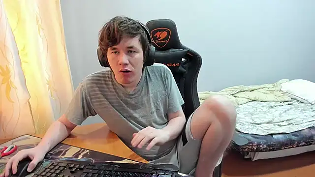 Snapshot of iliaskrislove chatting on 09-18-25, 03:41 iliaskrislove online show from 09-18-25, 03:41