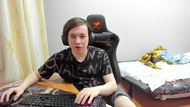 Snapshot of iliaskrislove chatting on 09-24-25, 10:46 iliaskrislove online show from 09-24-25, 10:46