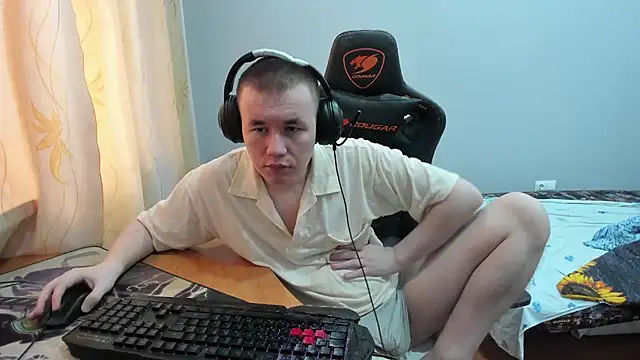 Snapshot of iliaskrislove chatting on 10-03-25, 04:09 iliaskrislove online show from 10-03-25, 04:09