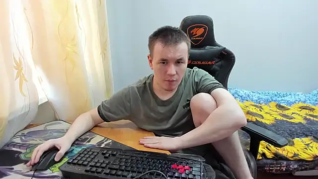 Snapshot of iliaskrislove chatting on 10-26-25, 04:18 iliaskrislove online show from 10-26-25, 04:18