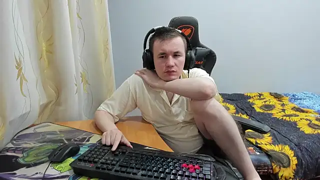 Snapshot of iliaskrislove chatting on 11-01-25, 05:59 iliaskrislove online show from 11-01-25, 05:59