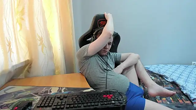 iliaskrislove online show from 05-04-26, 04:52