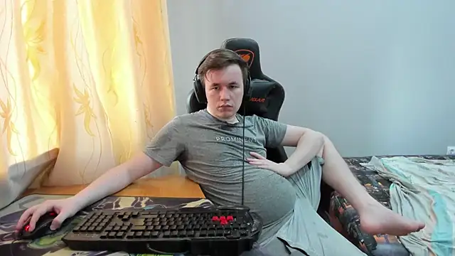 iliaskrislove online show from 06-16-26, 03:14