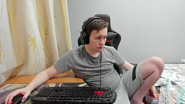 iliaskrislove online show from 06-18-26, 11:09
