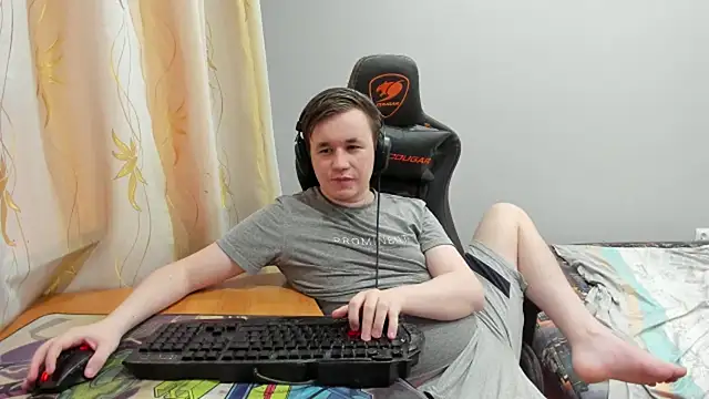 iliaskrislove online show from 06-19-26, 11:19