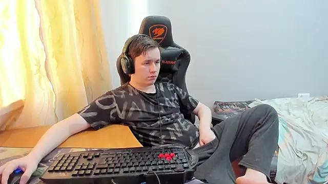 iliaskrislove online show from 07-06-26, 04:31