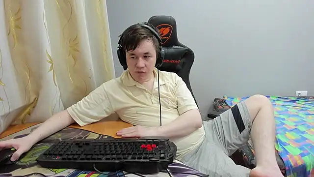iliaskrislove online show from 07-13-26, 09:28