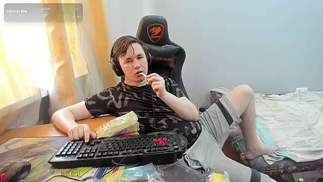 iliaskrislove online show from 07-28-26, 11:17