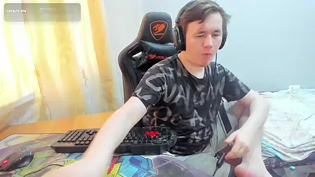 iliaskrislove online show from 07-28-26, 03:21