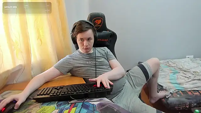 iliaskrislove online show from 07-31-26, 04:45