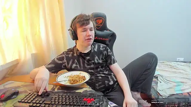 iliaskrislove online show from 08-02-26, 12:03