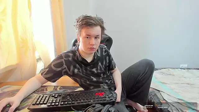 iliaskrislove online show from 08-06-26, 11:56