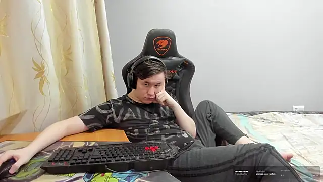 iliaskrislove online show from 08-07-26, 12:01