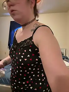 FreakNastyLacie online show from 01-22-25, 09:54