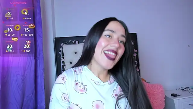 Veeronica Smith online show from 12-18-24, 02:17