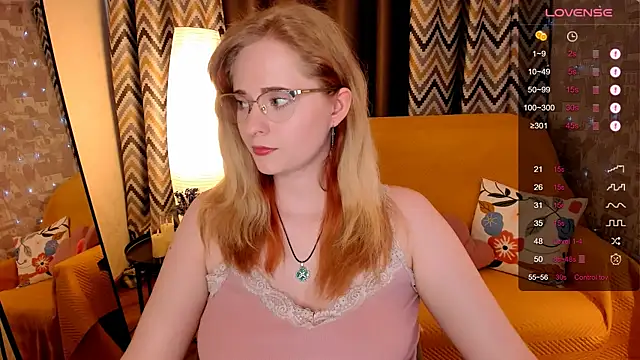 Aemilia  online show from 05-06-26, 08:41