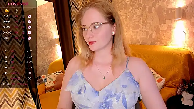 Aemilia  online show from 06-17-26, 08:39