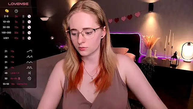 Aemilia  online show from 06-24-26, 08:46