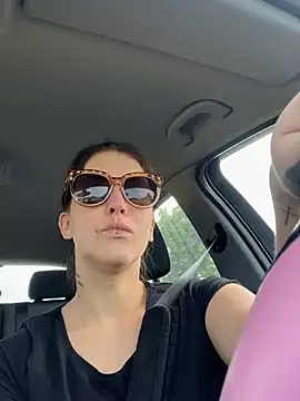 Linalicious online show from 06-17-26, 05:43
