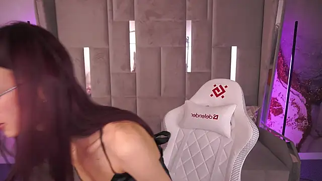 CozyMell online show from 03-13-25, 04:56