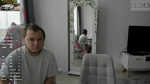 Snapshot of MashkaRay chatting on 11-01-25, 07:43 MashkaRay online show from 11-01-25, 07:43