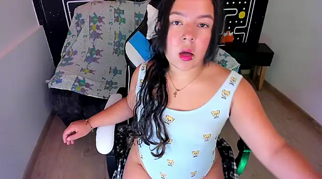 Snapshot of Barbara_honey chatting on 02-26-25, 12:47 Barbara honey online show from 02-26-25, 12:47