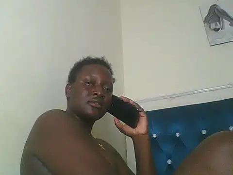 Snapshot of Heavy_ass chatting on 03-17-25, 05:27 Heavy ass online show from 03-17-25, 05:27