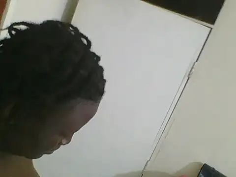 Snapshot of Heavy_ass chatting on 10-14-25, 08:53 Heavy ass online show from 10-14-25, 08:53