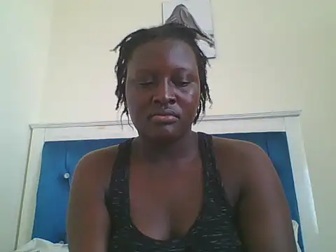 Snapshot of Heavy_ass chatting on 10-15-25, 11:32 Heavy ass online show from 10-15-25, 11:32