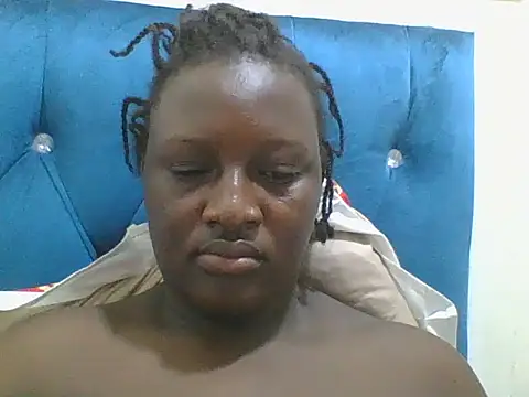 Snapshot of Heavy_ass chatting on 11-11-25, 12:54 Heavy ass online show from 11-11-25, 12:54