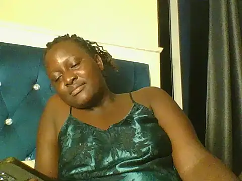 Snapshot of Heavy_ass chatting on 03-15-26, 06:58 Heavy ass online show from 03-15-26, 06:58