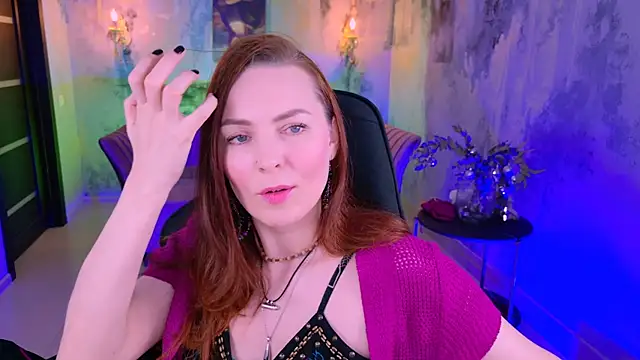 VandaRossi online show from 12-27-24, 08:13