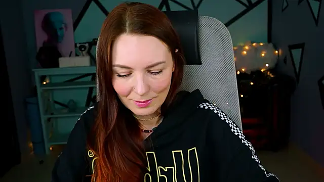 VandaRossi online show from 01-12-25, 08:46