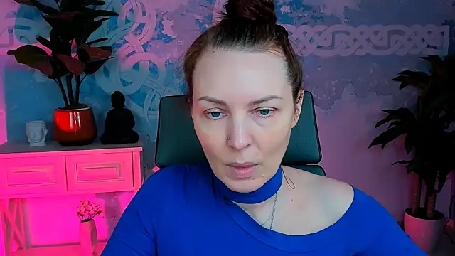 VandaRossi online show from 09-26-25, 10:19