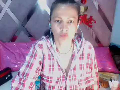 Snapshot of Mulan_sexy01 chatting on 02-25-25, 11:33 Mulan sexy01 online show from 02-25-25, 11:33