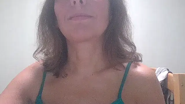 HollyJewel online show from 09-28-25, 06:57