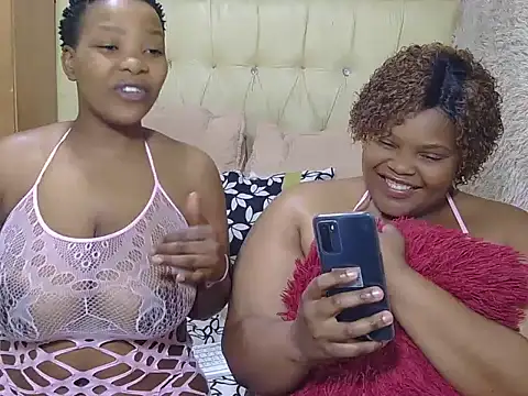 Snapshot of Xxxsluts chatting on 10-12-25, 05:39 Xxxsluts online show from 10-12-25, 05:39