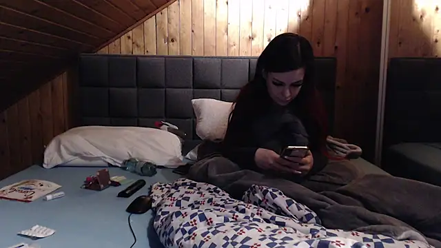 BoeseMoni1998 online show from 02-01-25, 09:19